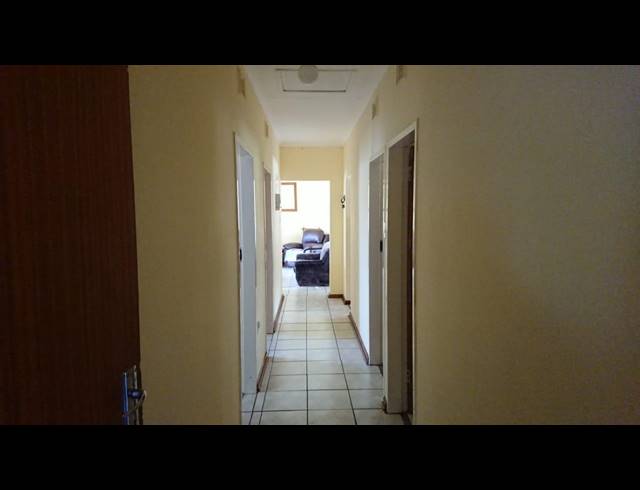 3 BEDROOM HOUSE RENTED IN GLENCOE